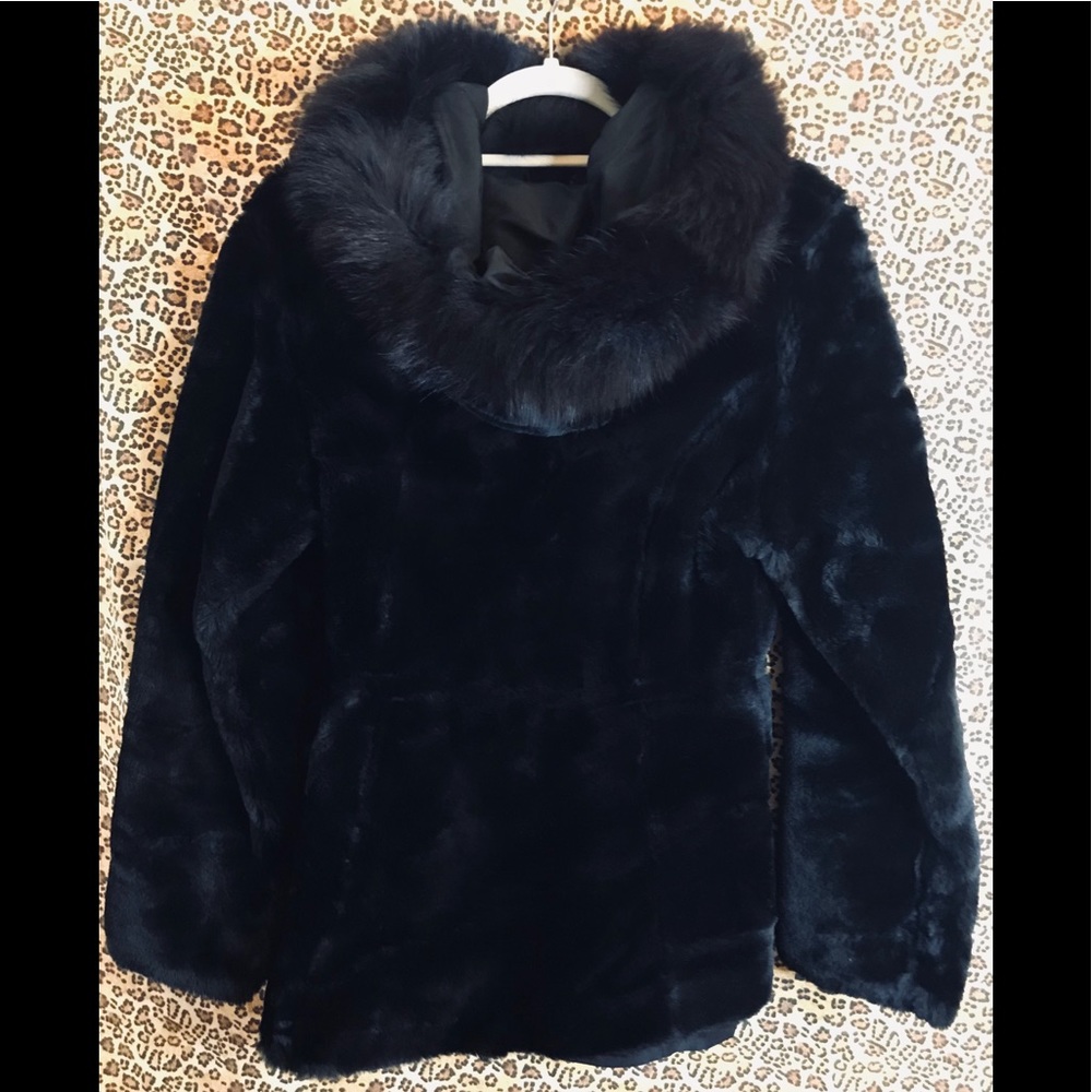 Beautiful Hooded Faux Fur Anorak Jacket